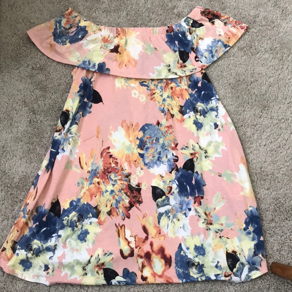 Off the shoulder Dress
